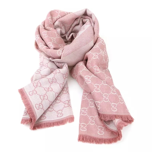 Gucci Pink Monogram Wool Fringed Square Scarf, brand new - Picture 6 of 8